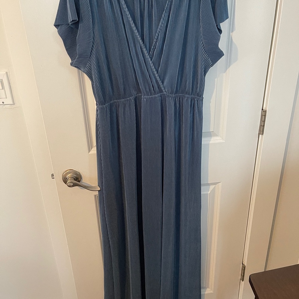 Blue dress